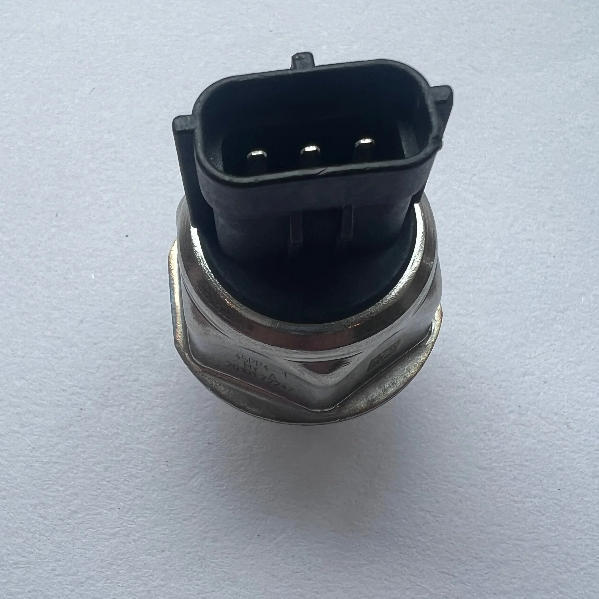 Common rail pressure sensor 95PP3-2 truck original parts rail pressure