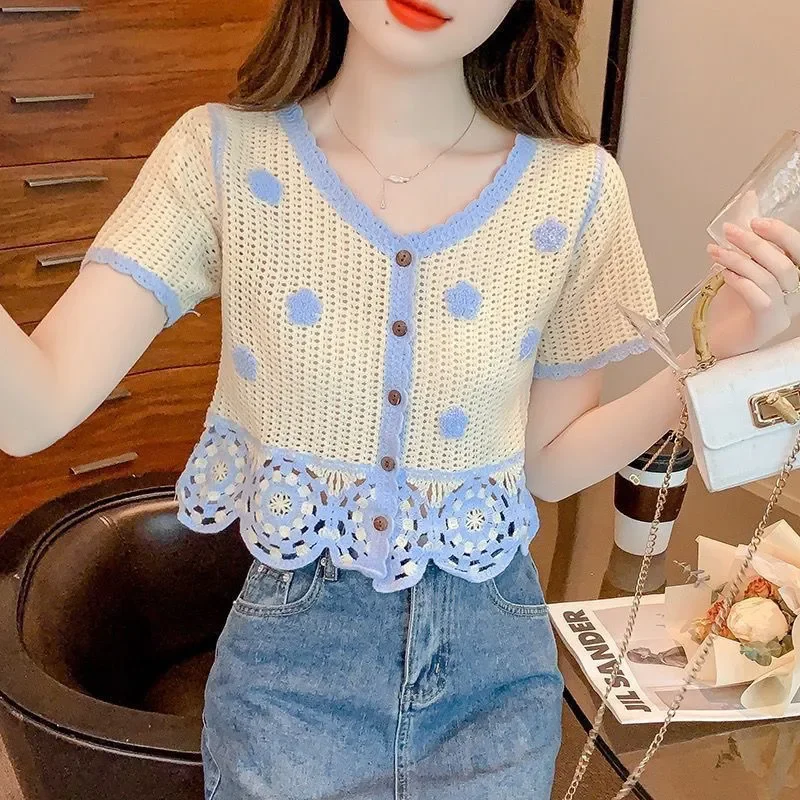 

Summer Short Sleeve V-neck Knitted Cardigan Short Tops Korean Fashion Hollow T-shirt Shirts Luxury Jackets New Y2k Clothes