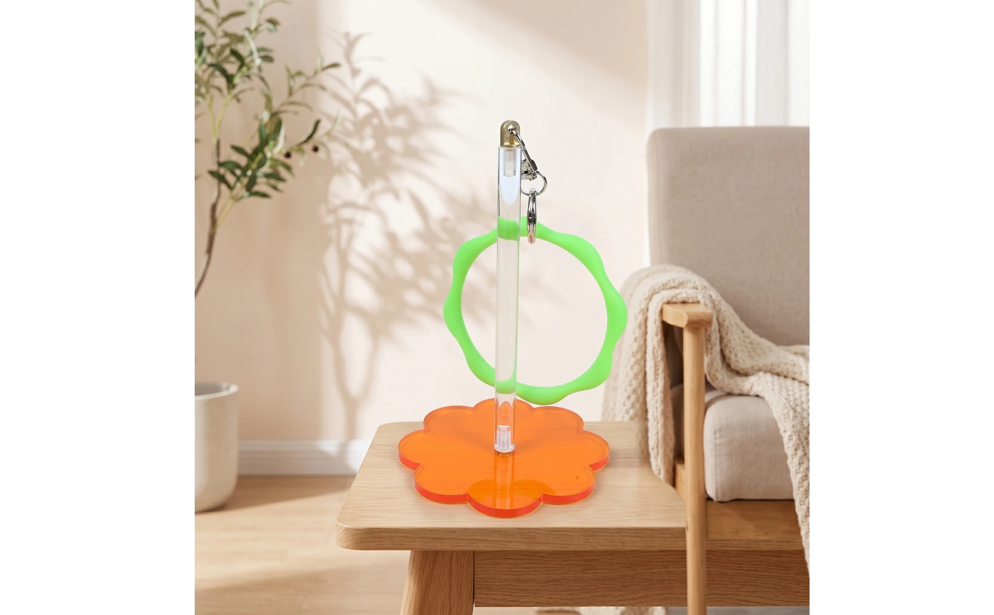 Portable Yarn Holder with Hand Loop Upright Yarn Holder with Flower Base Craft Organizer Compact Handsunrestricted