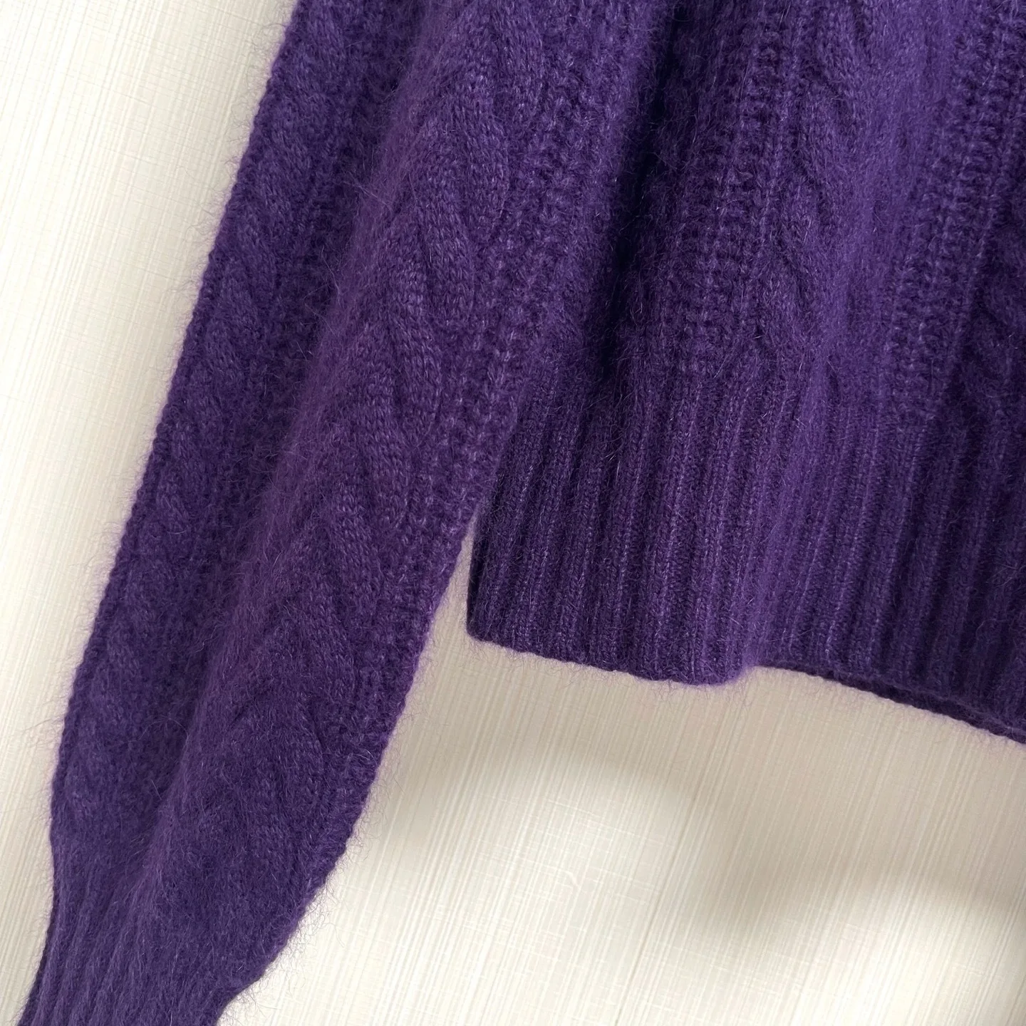 High quality new women's purple round neck sweater Fried Dough Twists sweater top