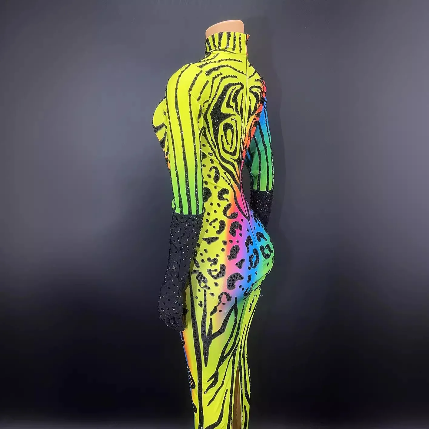 誕生日カラフルなパターンダイヤモンド長袖ウェディングドレス Vestidos デ フィエスタ Brillo ドレス フェスタ Luxo Vestidos Luxo パラ フェスタ