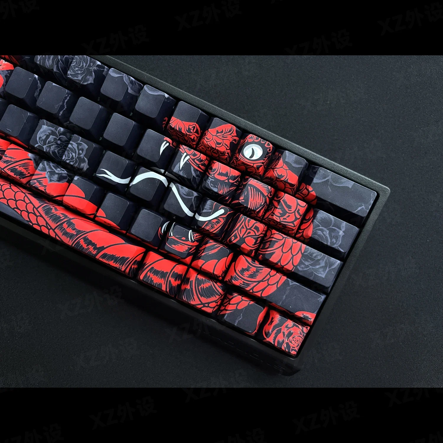 

Snake shadow personalized keycap replica original height five-sided sublimation side engraving light transmission