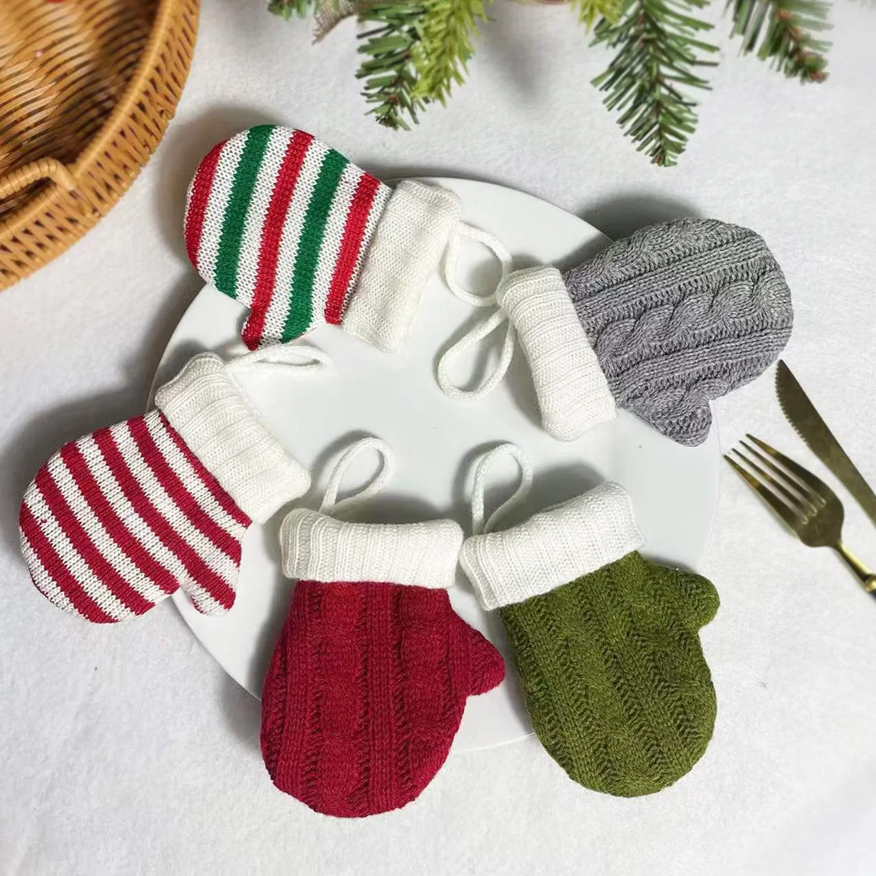 

Christmas Decorations Green Knitted Socks Mini Christmas Socks Pendant Christmas Tree Decoration