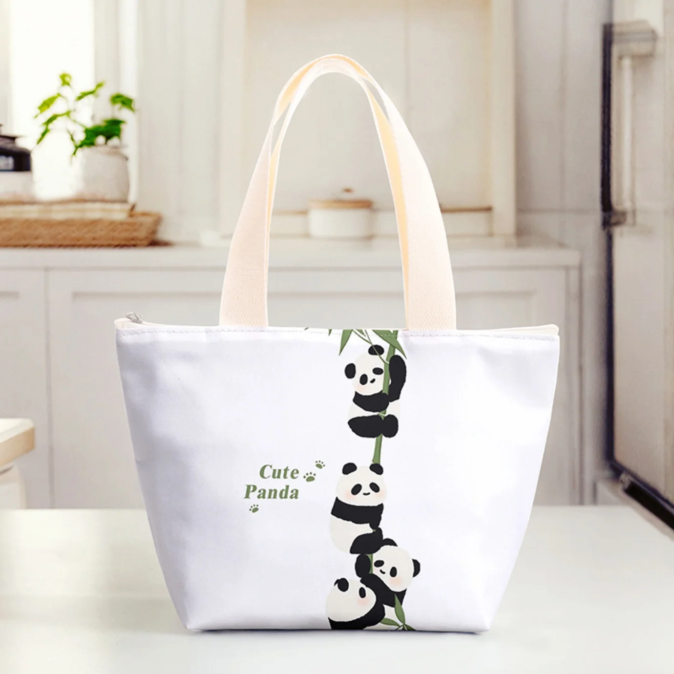 Cute Panda Print Thermal Lunch Bag Zipper Insulated Tote Handbag, Lightweight Reusable Food Carry Bag for Daily Outdoor Use