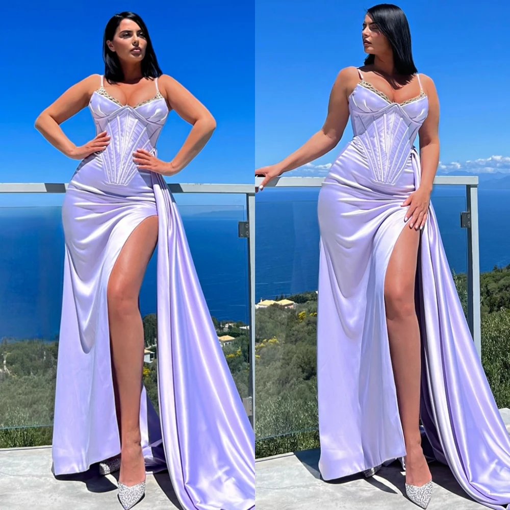 

Customized Exquisite V-Neck Evening Dress and Elegant Spaghetti Straps Prom Dresses and Delicate Satin Special Occasion Gowns