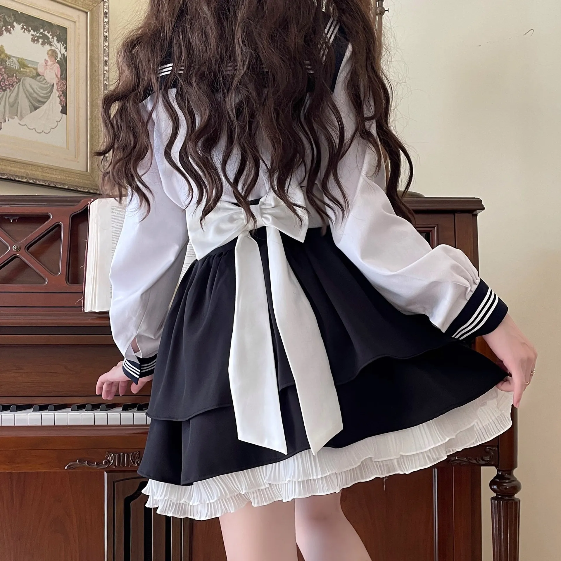 Japanse Gothic Schattige Uitlopende Rok Lief Meisje Zwarte Riem Stiksel Hoge Taille Een Woord Korte Elegante Schooljurk Gothic Rok