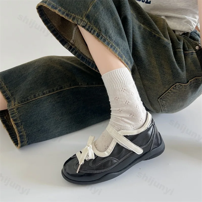 

Retro Elegant Shallow Mouth Casual Flat Ballet Style Mary Jane Shoes Women's 2025 Spring New Soft Soled Comfortable Single Shoes