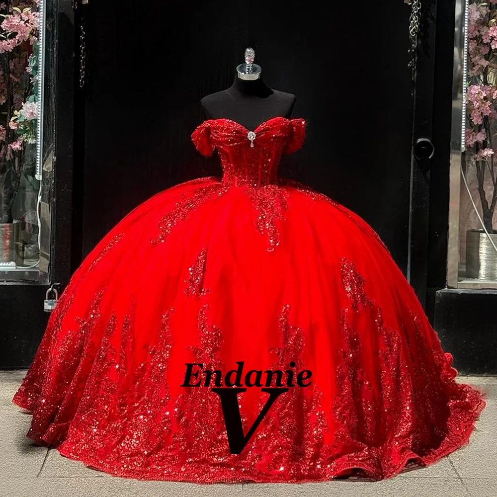 ثوب حفلة للأميرات بفيونكة رومانسية مزين بالترتر قبالة الكتف ثنيات فيستدو دي 15 Quinceañeras Morado #1