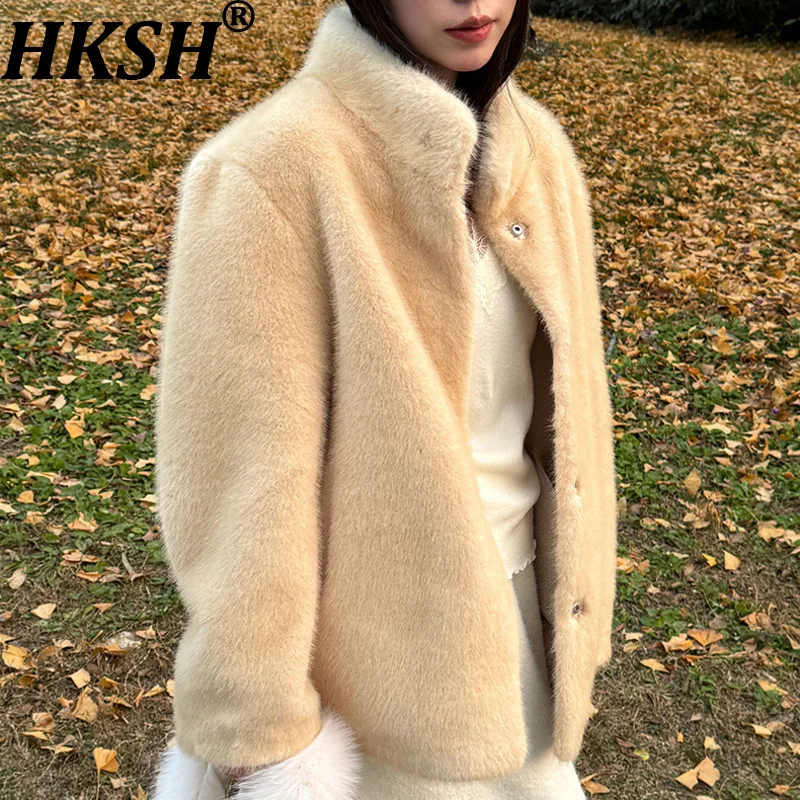 HKSH Winter New Women Faux Fur Coat Elegant Stand Collar Single Breasted Pocket Luxury Fashion Versatile Ins Warm Jacket HK17525