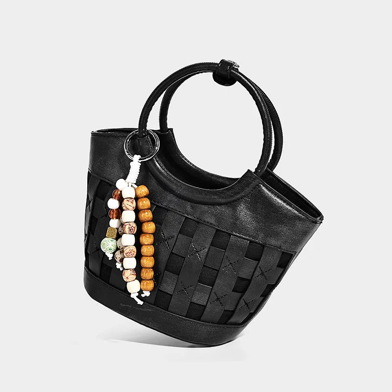 

2026 Niche Women's Retro Woven Bucket Bag New Ladies Vegetable Basket Versatile Handbag Large Capacity PU Shoulder Bag Female