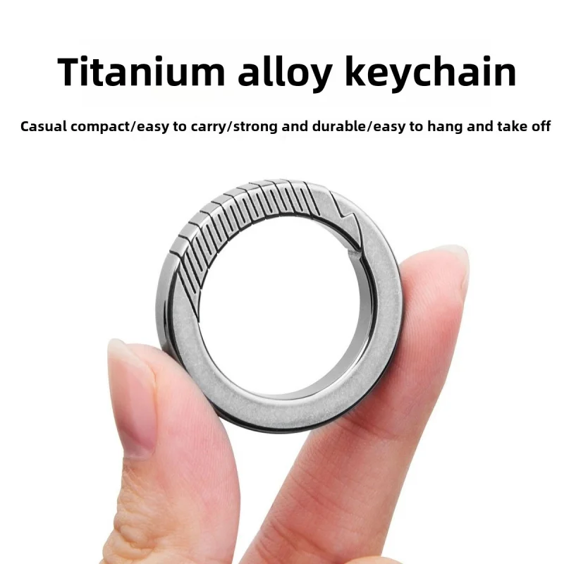 Multifunctional Titanium Alloy Keychain Car Key Ring Suitable for Men and Women Mercedes Benz BMW Audi Key Universal