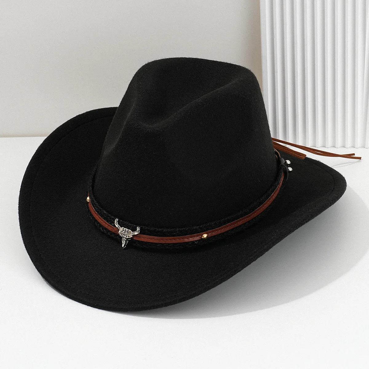 Three Dimensional Cow Head Brown Belt Felt Caps Men's And Women's Luxurious Retro Fashionable And Tidal Current Denim Hats