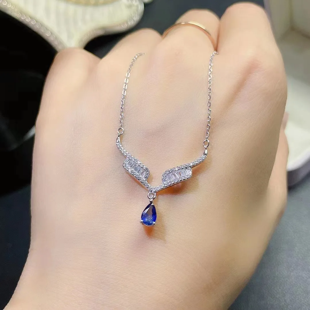 Inspiration Light Luxury Water Drop Blue Gem Collares Chain Exquisite Fashion Style Necklace Pendant Banquet Jewelry Accessories