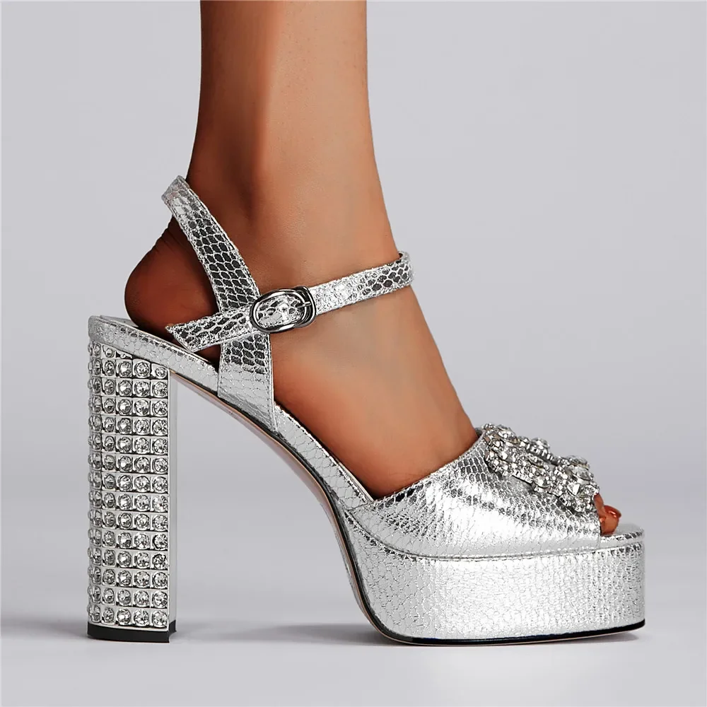 2026 Sommer Neue Damen Plateau-Sandalen mit Diamanten und Seidenverzierung – Modische Kristall-High-Heels für Damen