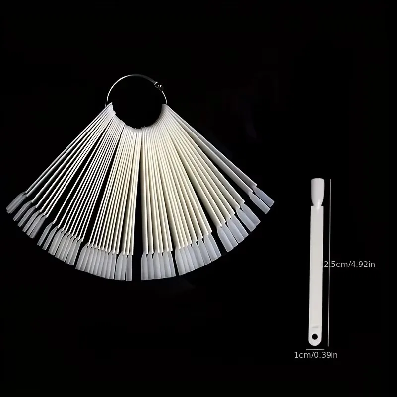 50 عصا عينة للأظافر مع حلقات، أطراف عرض ممارسة الأظافر على شكل مروحة شفافة، أعواد عينات الأظافر، عرض ملون لممارسة فن الأظافر
