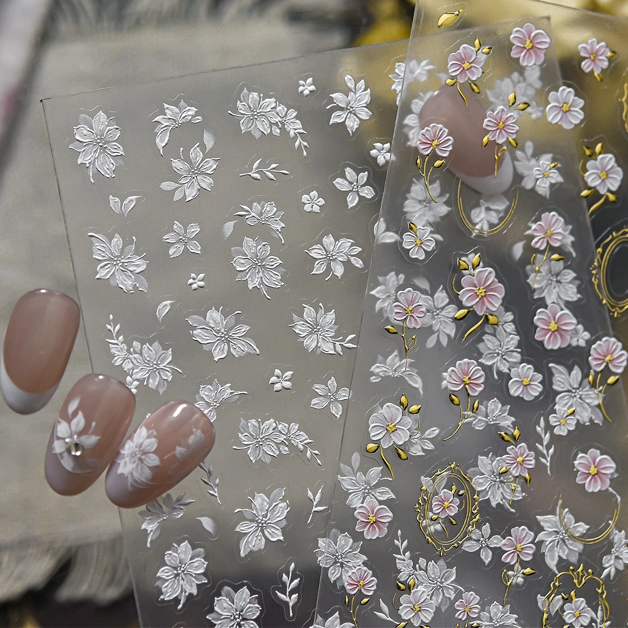 Camelia rosa dorada, flores blancas, flor de melocotón, Magnolia, poesía rosa, Frangipani, Margarita, abalorio de lirio Vintage, pegatinas para decoración de uñas