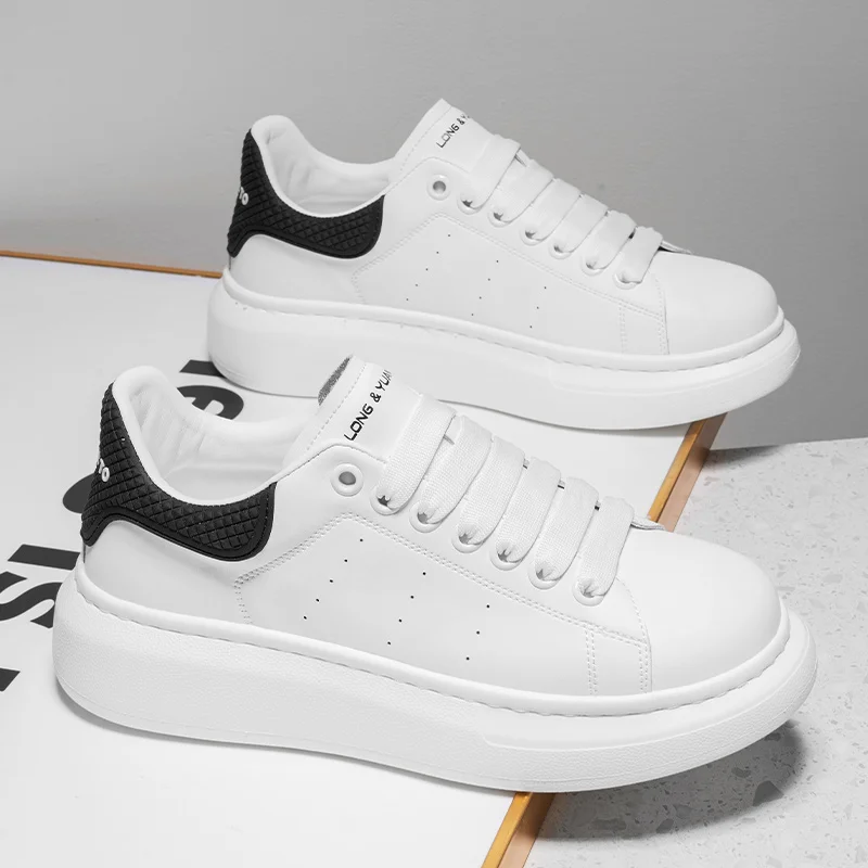 

2025Summer Breathable Comfortable Lightweight High Quality New Patch Leather McQueen Board Shoes Trendy Casual Men's Shoes39-44