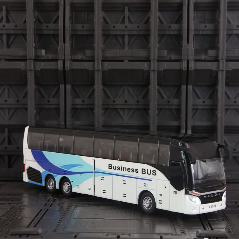 1:30 simulation City Business Long Distance Bus Alloy Model doors on both sides that can be opened rich in details