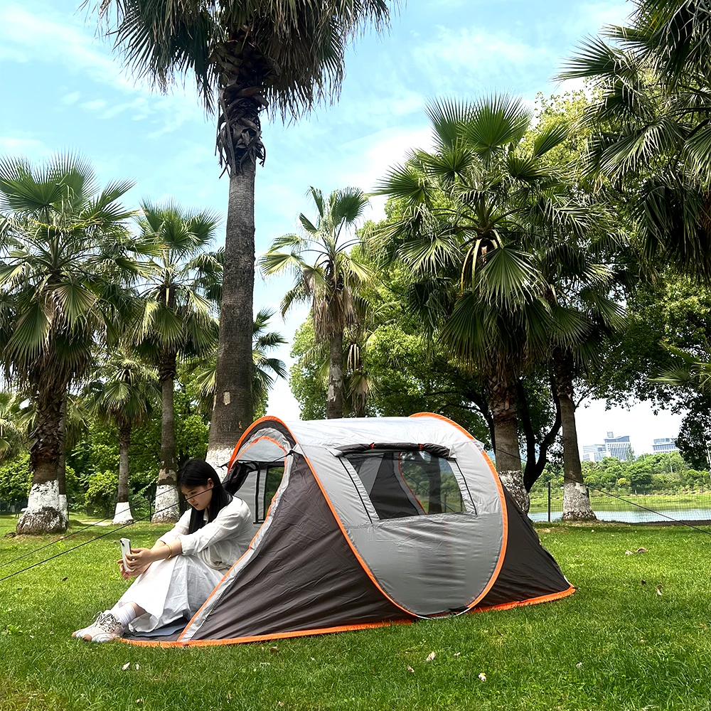 

One tent can accommodate 3-4 people, camping family tent, portable outdoor waterproof tent, perfect for camping and hiking