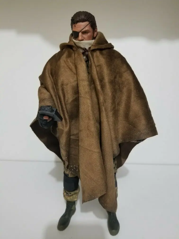 

1/6th Brown Old Effect Cape Cloak Gown Model for 12" Male and Female Doll