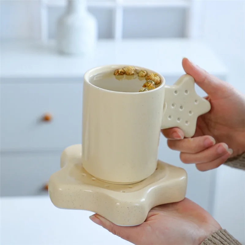 Klein Blue Hand   Pinched Ceramic Cup   Nordic Ins   style, Internet   Famous, Cute and Chubby, Ideal for Breakfast Coffee