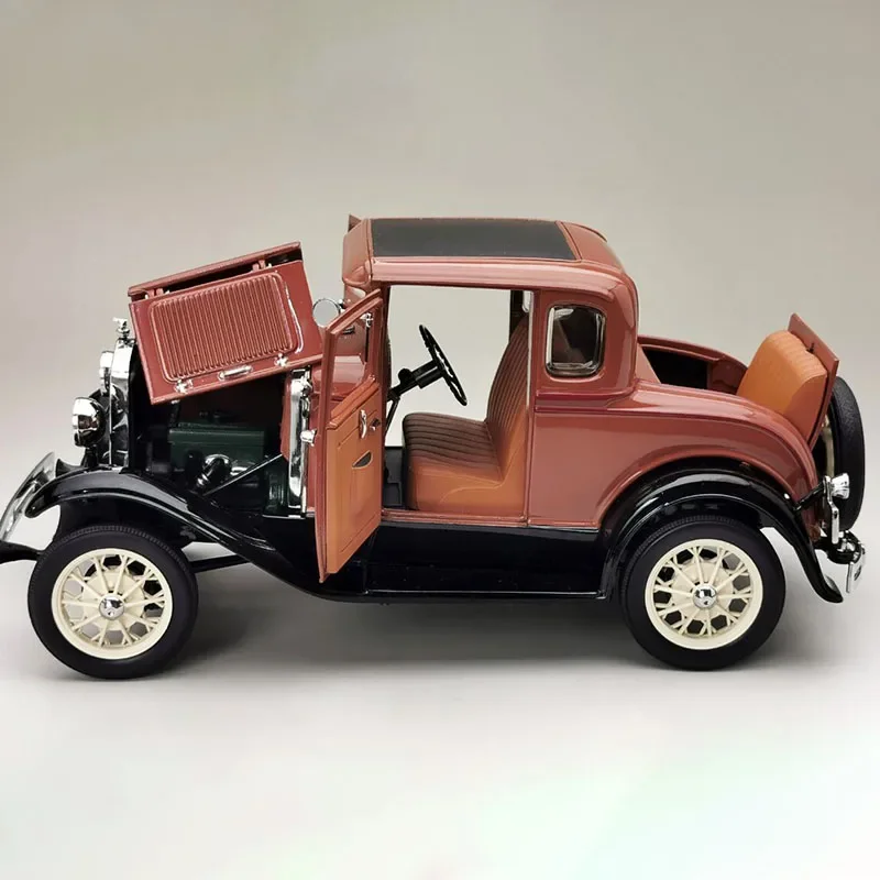 Diecast 1/18 Scale 1931 Ford Model A Classic Sports 6138 Simulation Alloy Car Model Collection Souvenir Display