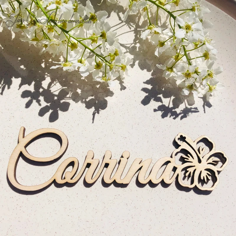 بطاقات مكان مخصصة مع زهرة الكركديه، بطاقات مكان الزفاف، أسماء قطع ليزر مخصصة، أسماء قطع ليزر خشبية، علامات الاسم، الحفلات، ديكو #2