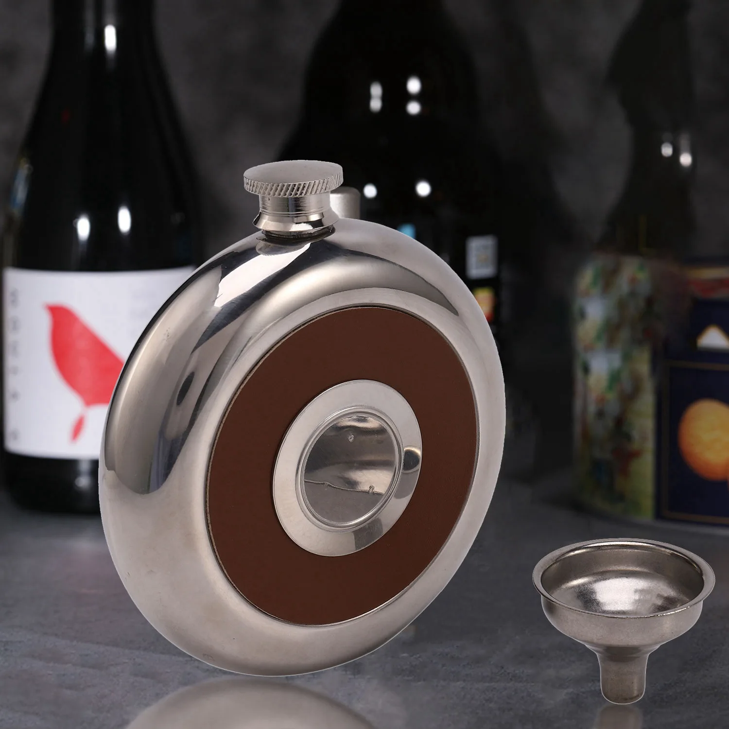 B62B-Round Stainless Steel Pocket Flask With Build-In Shot Glass 5Oz Hip Flask Mirror Polished Mini Alcohol Bottles