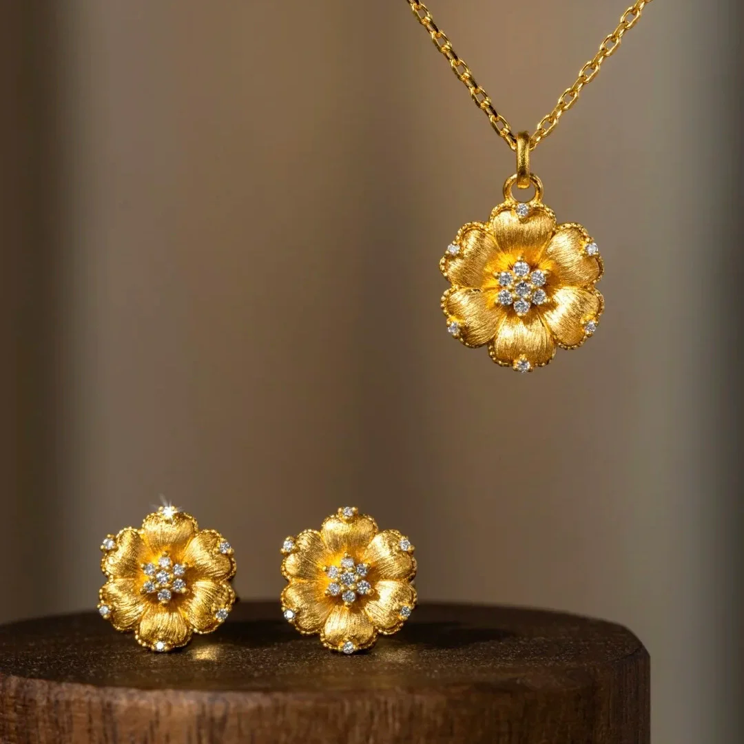 

Foydjew Retro Delicate Flower Design Gold Color Pendant Necklaces Inlaid Zircon Stud Earrings Elegant Jewelry Sets For Women