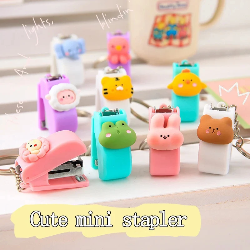 Mini grapadora portátil para estudiantes, papelería, suministros escolares y de oficina, herramientas de encuadernación Kawaii, 1-4 Uds.