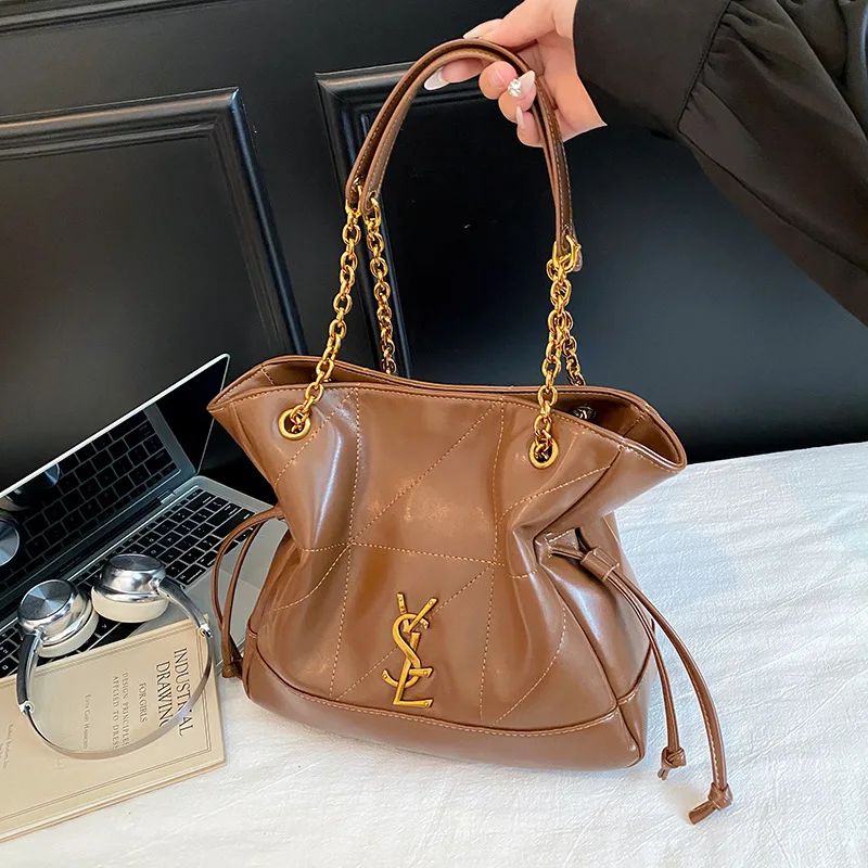 حقيبة يد نسائية احترافية 2025 سعة كبيرة حقيبة عمل للأم والابنة متعددة الطبقات منظم محفظة كتف للركاب