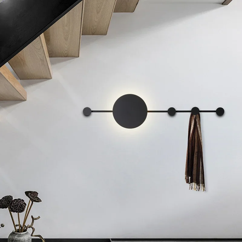 โคมไฟติดผนัง Point Line Nordic พื้นผิวสีดําสไตล์อุตสาหกรรม Sconce Light สําหรับทางเดินห้องนั่งเล่นห้องนอน Coat Rack โคมไฟติดผนัง