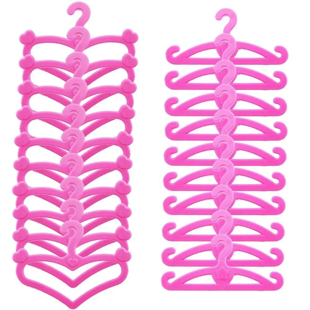 High Quality Pink Heart-shaped for Doll Cute Toy Accessories Dollhouse Furniture Clothes Hanger Doll Hangers