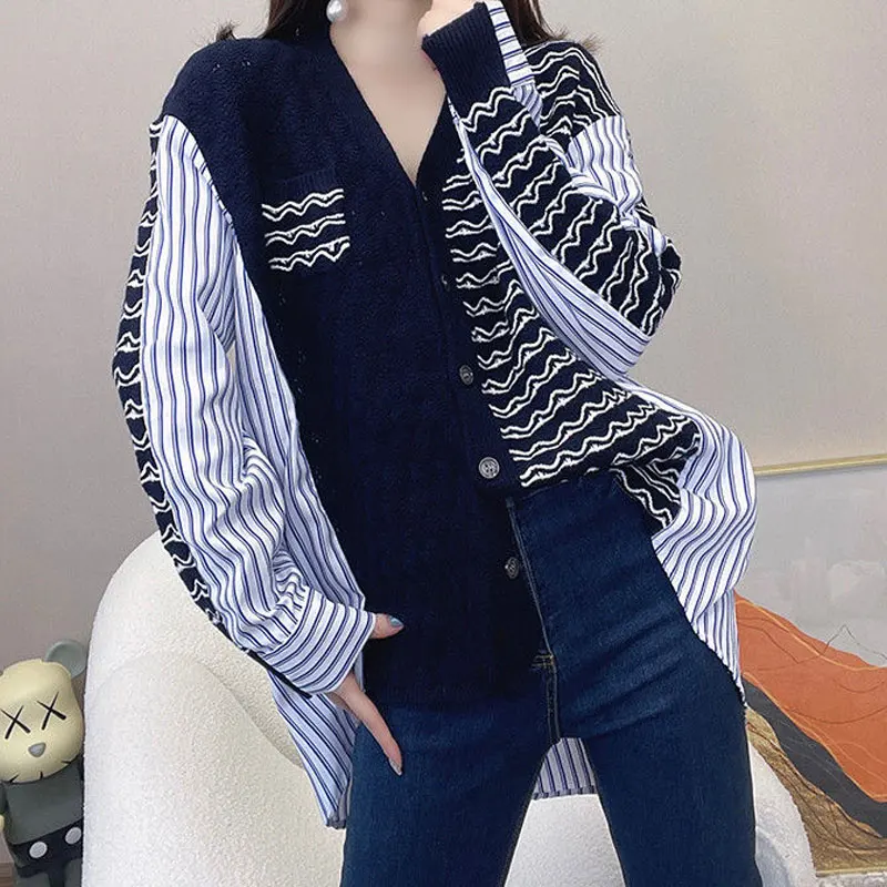 Female Streetwear Single-breasted V-Neck Cardigan Stylish Knitted Patchwork Striped Korean Loose Wave Cut Pockets Sweaters 2023