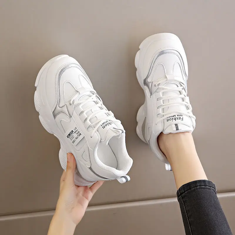 new Spring Autumn White Sports Shoes Women Thick Bottom Ultra-light sneakers Casual Shoe Woman comfort Breat hable Running Shoes