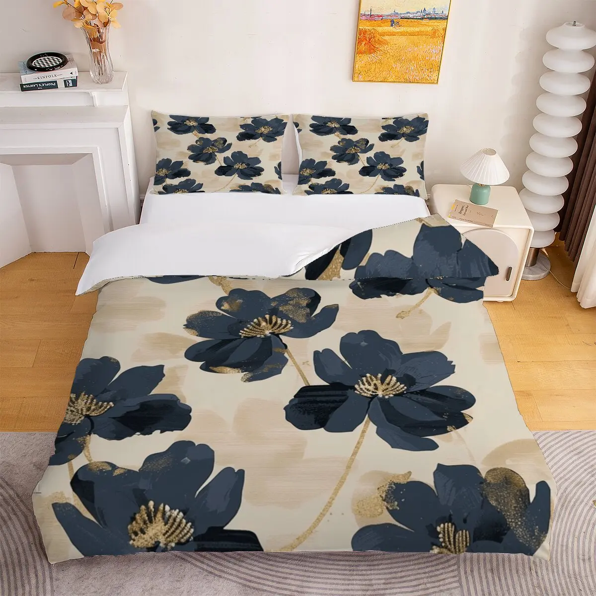 Deep blue floral pattern  Duvet size  Gold vein ration  1 duvet cover, 2 pillowcases, 3 pieces