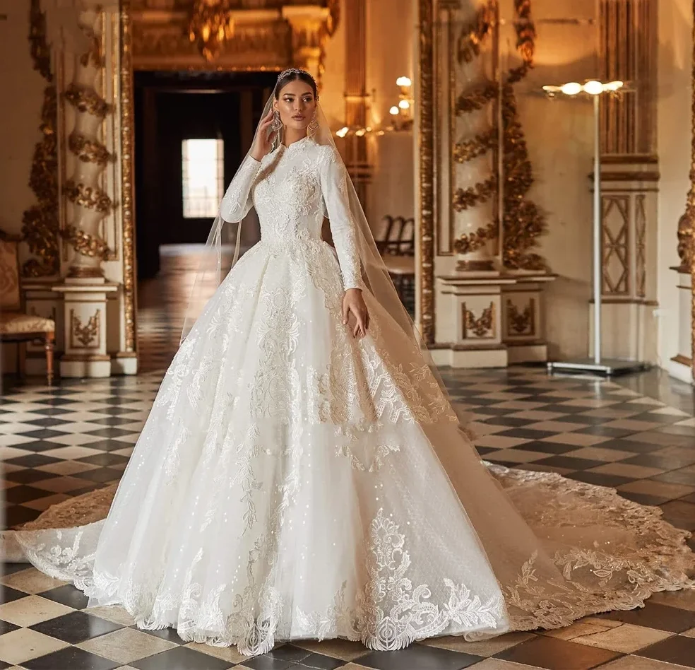

Luxury Muslim Wedding Dress Long Sleeve High Neck Lace Decal Bridal Dress A-line Beaded Princess Wedding Dress Custom