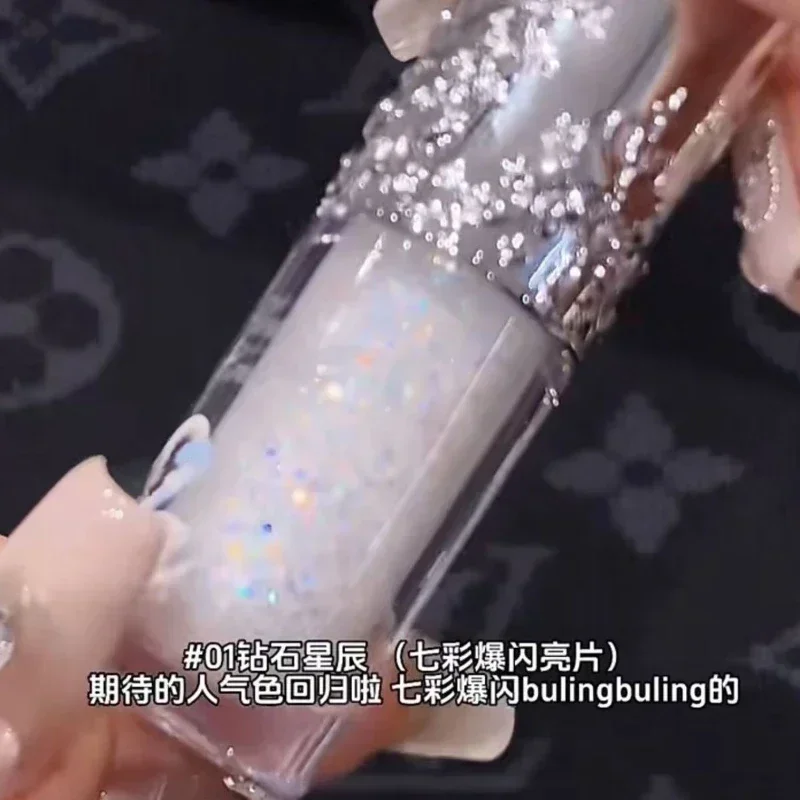 Flower Knows Swan Ballet Płynny cień do powiek Perłowy delikatny brokat Makijaż oczu Wodoodporny Konturujący Długotrwały Rzadki Urok