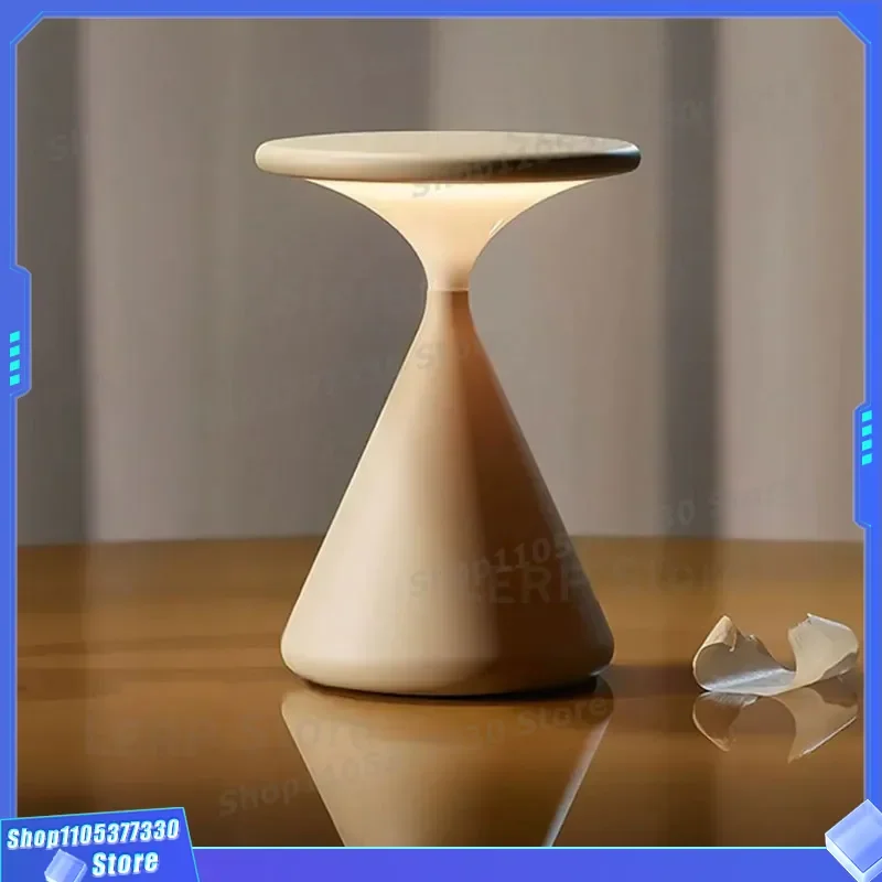 

Modern Luxury Desk Lamp for Bedroom Bedside Creative Living Room Light High End Sofa Edge Corner Charging Night Light Decor