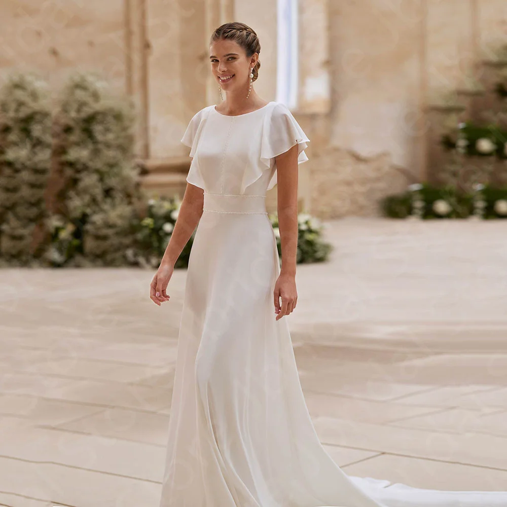 

Customized Latest Beach Wedding Dresses Boho Bridal Gowns Short Sleeves Bride Dresses Criss Cross Back Wedding Gown White Summer