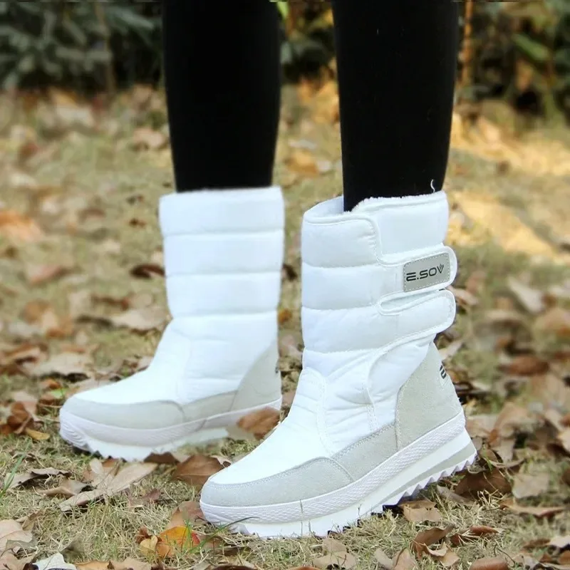 Snow Boots 2025 Brand Women Winter Boots Mother Shoes Antiskid Waterproof Flexible Women Fashion Casual Boots Plus Size 42