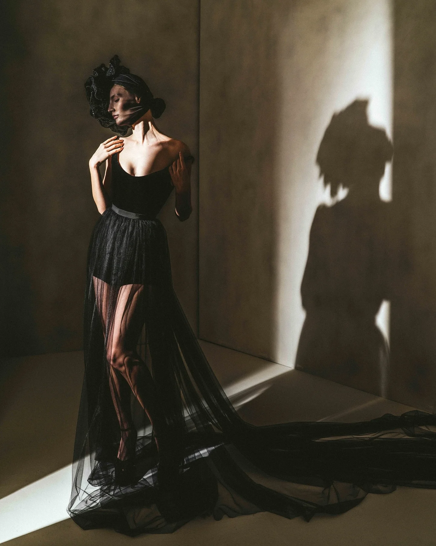 Jupe longue noire en Tulle transparent, taille élastique, traîne de balayage, surjupe longue, superposition de bal pour robe, jupes en Tulle transparentes personnalisées