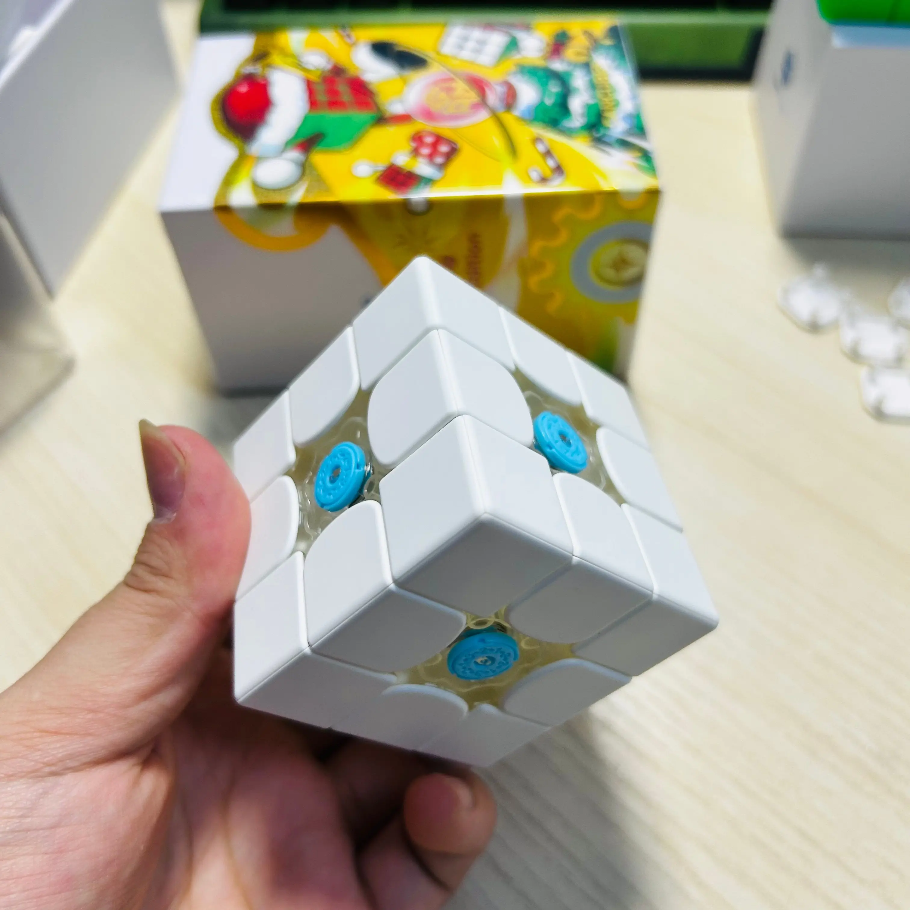 لتقوم بها بنفسك GAN 356ME 2025 إصدار عيد الميلاد مكعب غان 3x3 مكعب سرعة سحري مغناطيسي بدون ملصقات #4