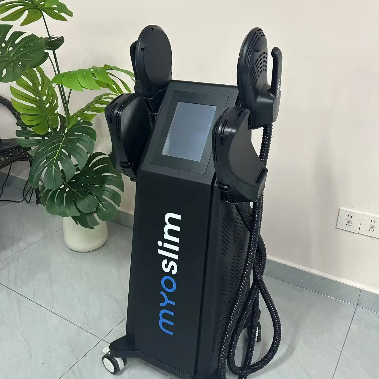 

Professional Body Sculpt Machine Neo EMS RF Body Slimming For Muscle Stimulation Hiemt Fat Reduction CE Certified