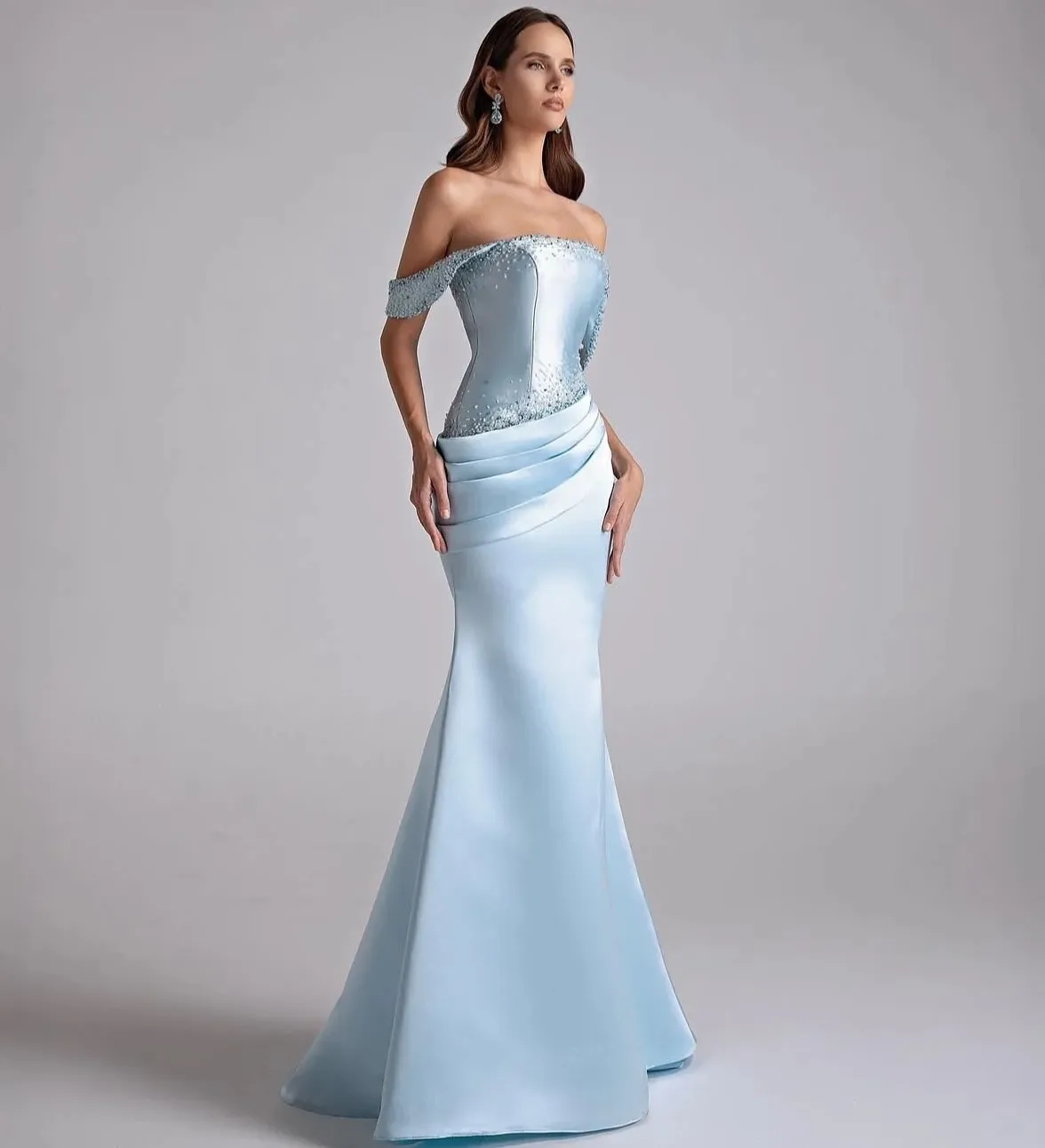 Błękitna Sukienka Wieczorowa 2026 Odkryte Ramiona Plisy Koraliki Cekiny Syreni Krój Długa Do Podłogi Formalna Suknia Balowa Studniówkowa Na Konkurs Urodzinowy
