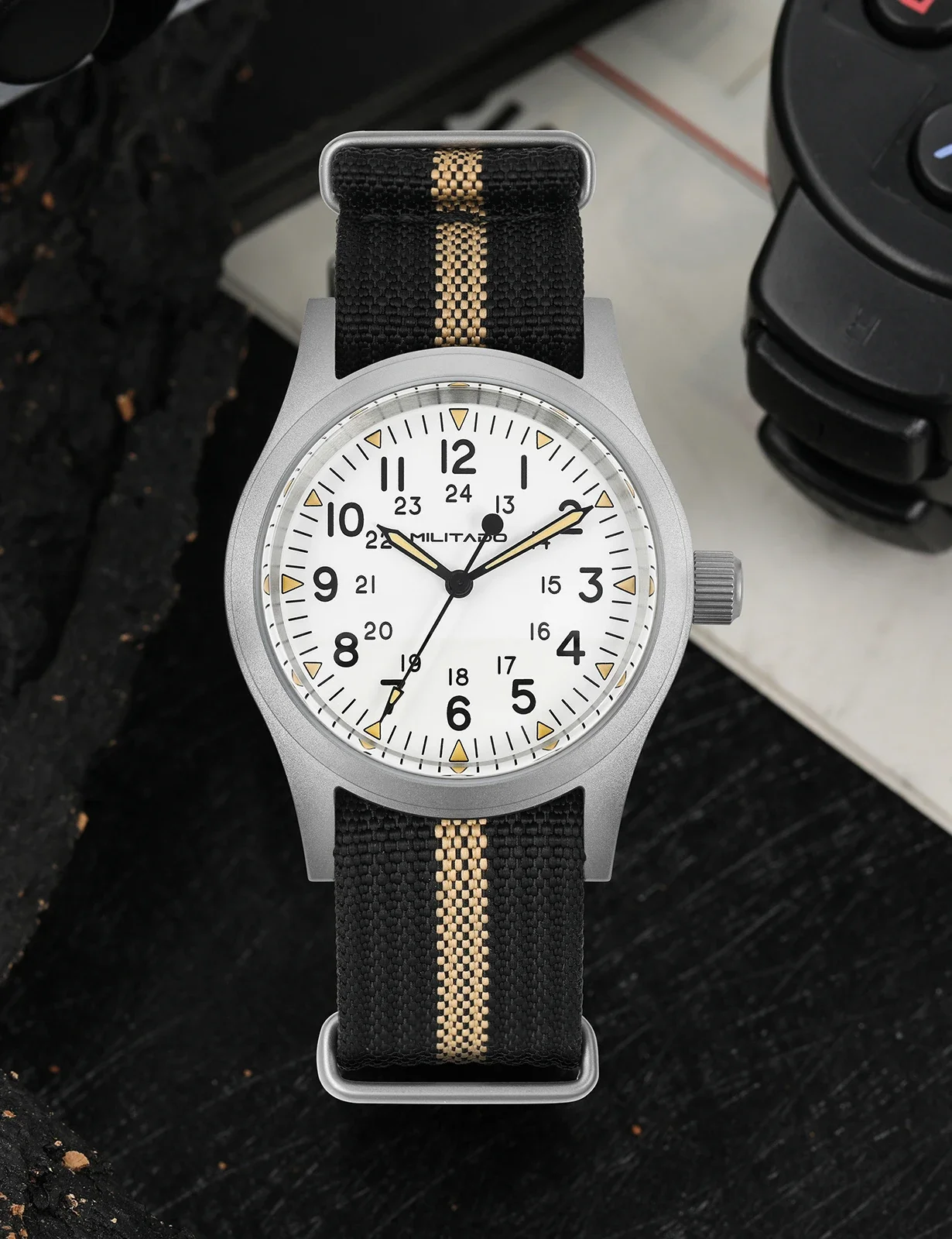 Militado ML05 38 ミリメートルメンズ腕時計 VH31 クォーツミリタリー