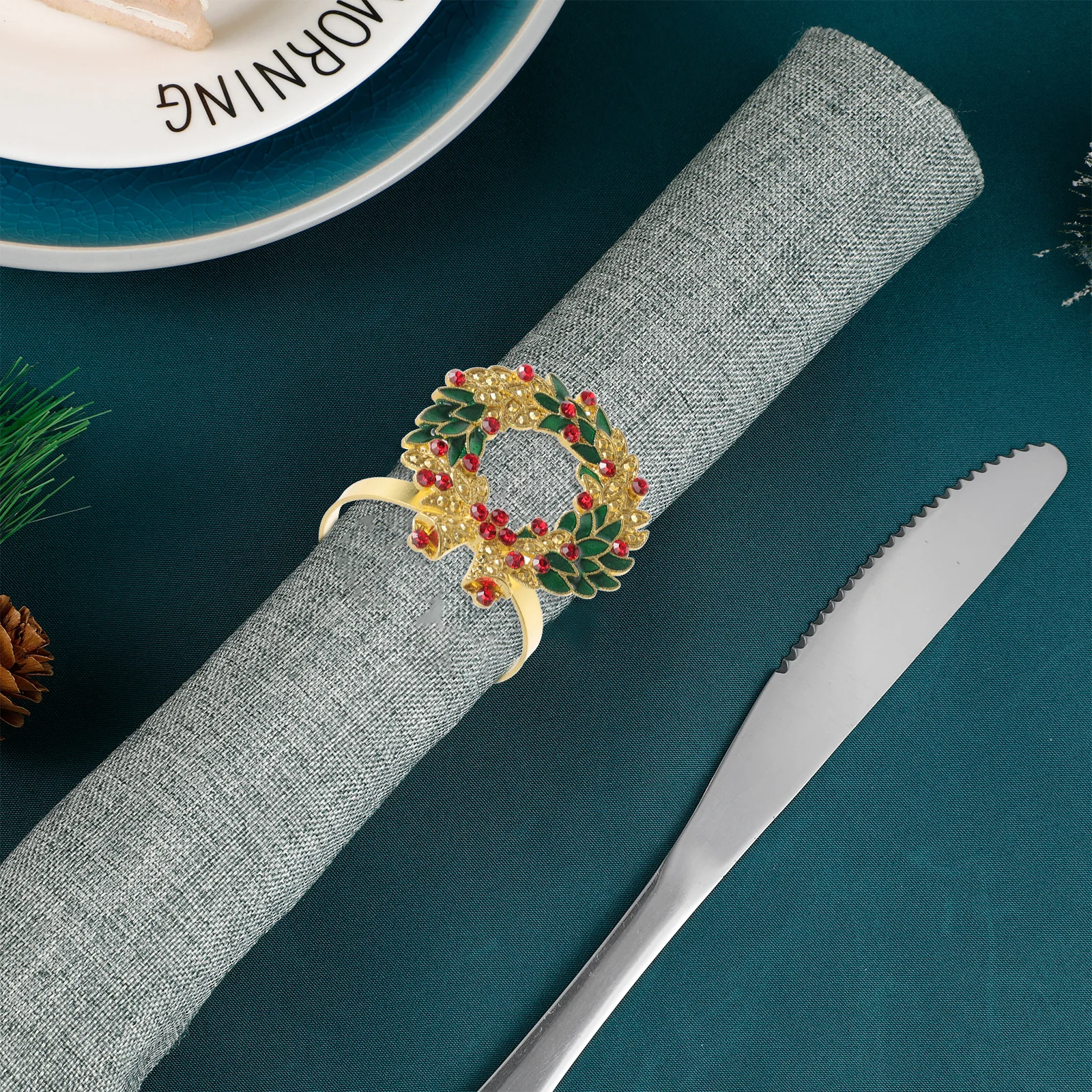 

3Pcs Diamond Napkin Rings Christmas Kitchen Decor Elegant Serviette Holder for Holiday Dinner Table Centerpieces Reusable Design