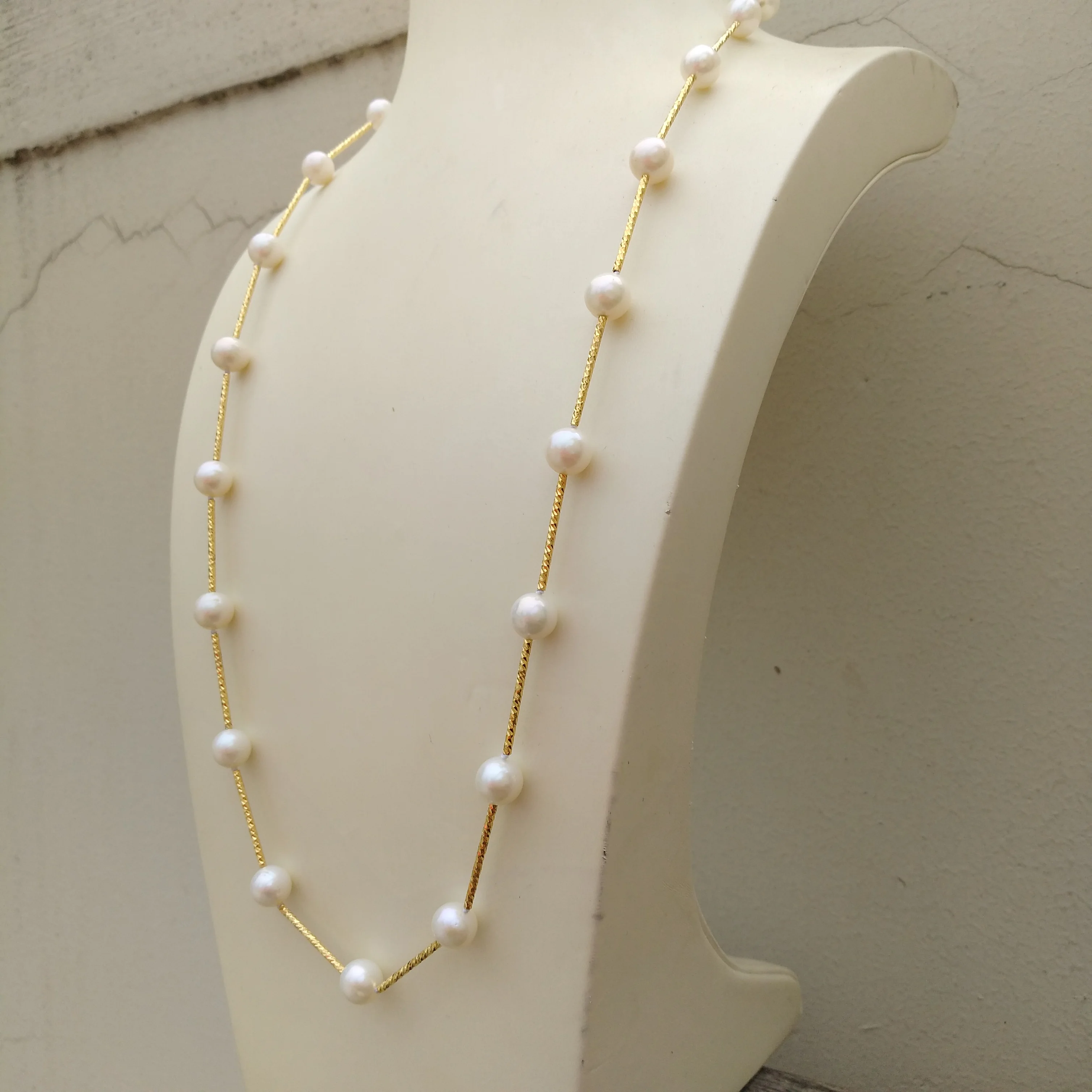 Beautiful Design 8-9mm AAA South Sea White Round Pearl Necklace 22in &Suitable for any occasion&Accept Customization