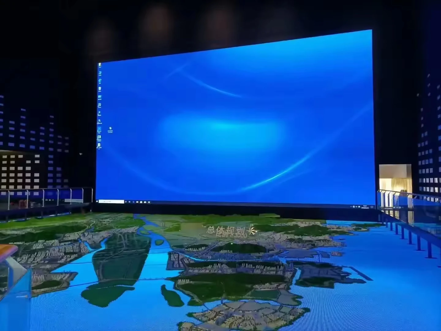 P2 P2.5 Indoor LED Display with 640*480mm LED Cabinet for Stage and Wall Screen