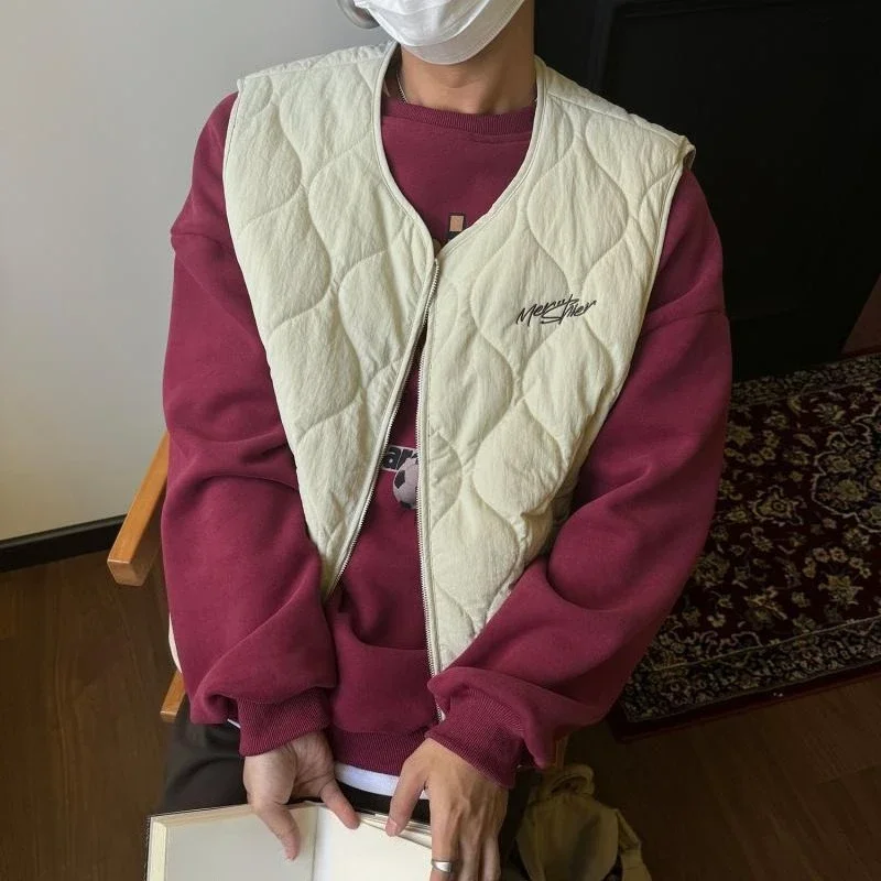 

2025 New American Retro Style Cotton Padded Vest Autumn Winter Outerwear Layering Sleeveless Coat for Men Women